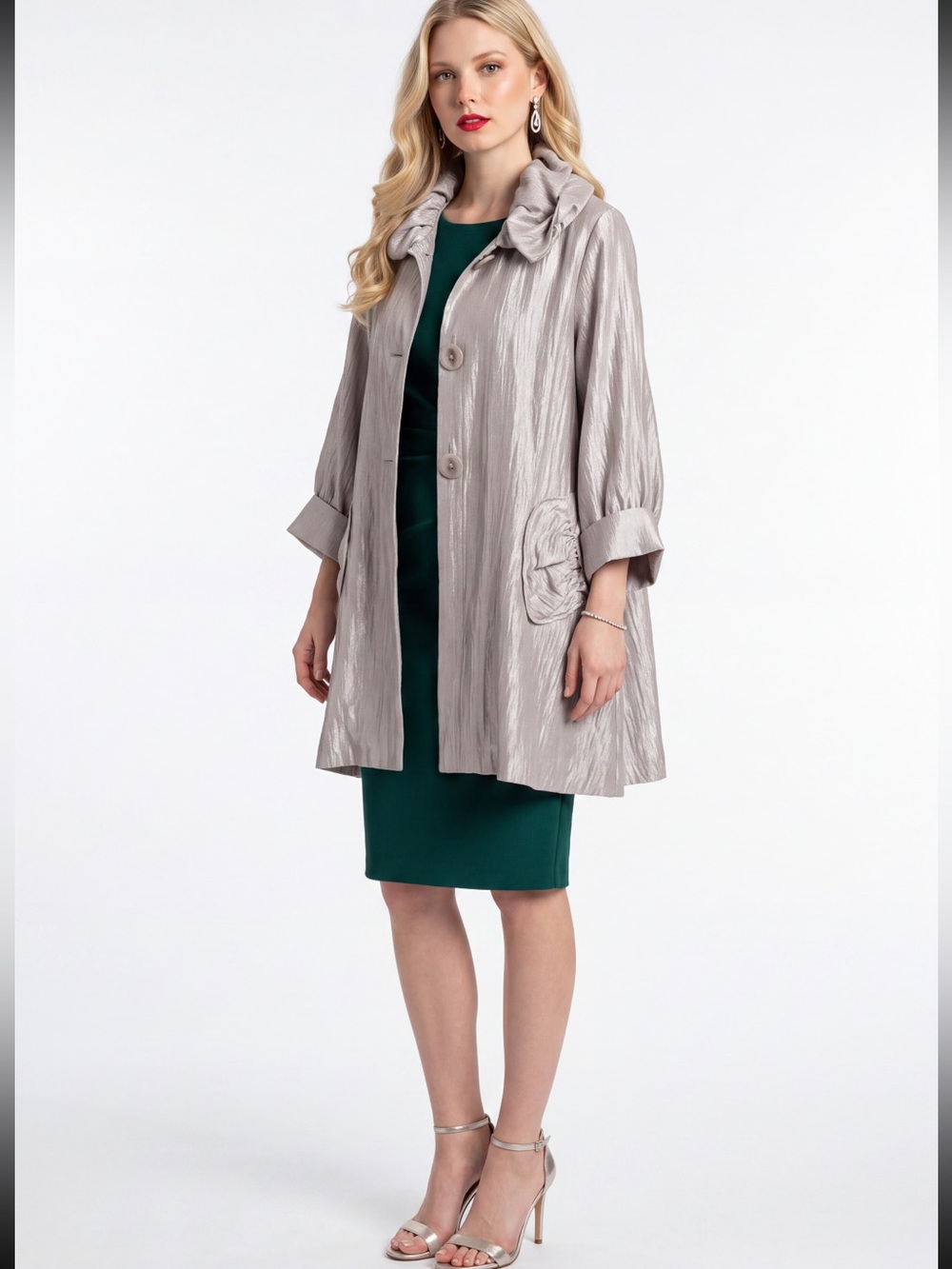 Elegant Metallic Champagne color Oversized Rushed Ruffle Collar